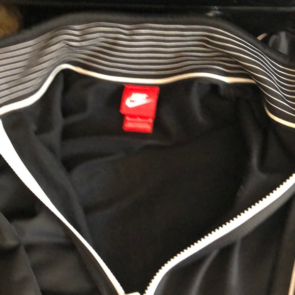 Women’s Nike jacket - Picture 5 of 7